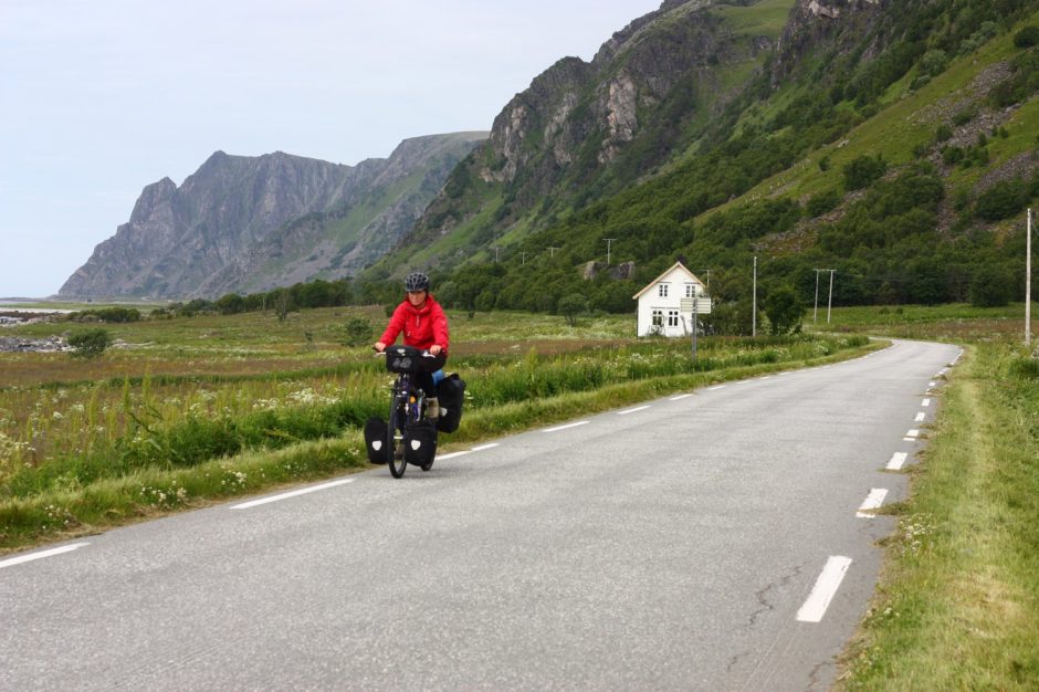 Syklist på en vei, Andøya